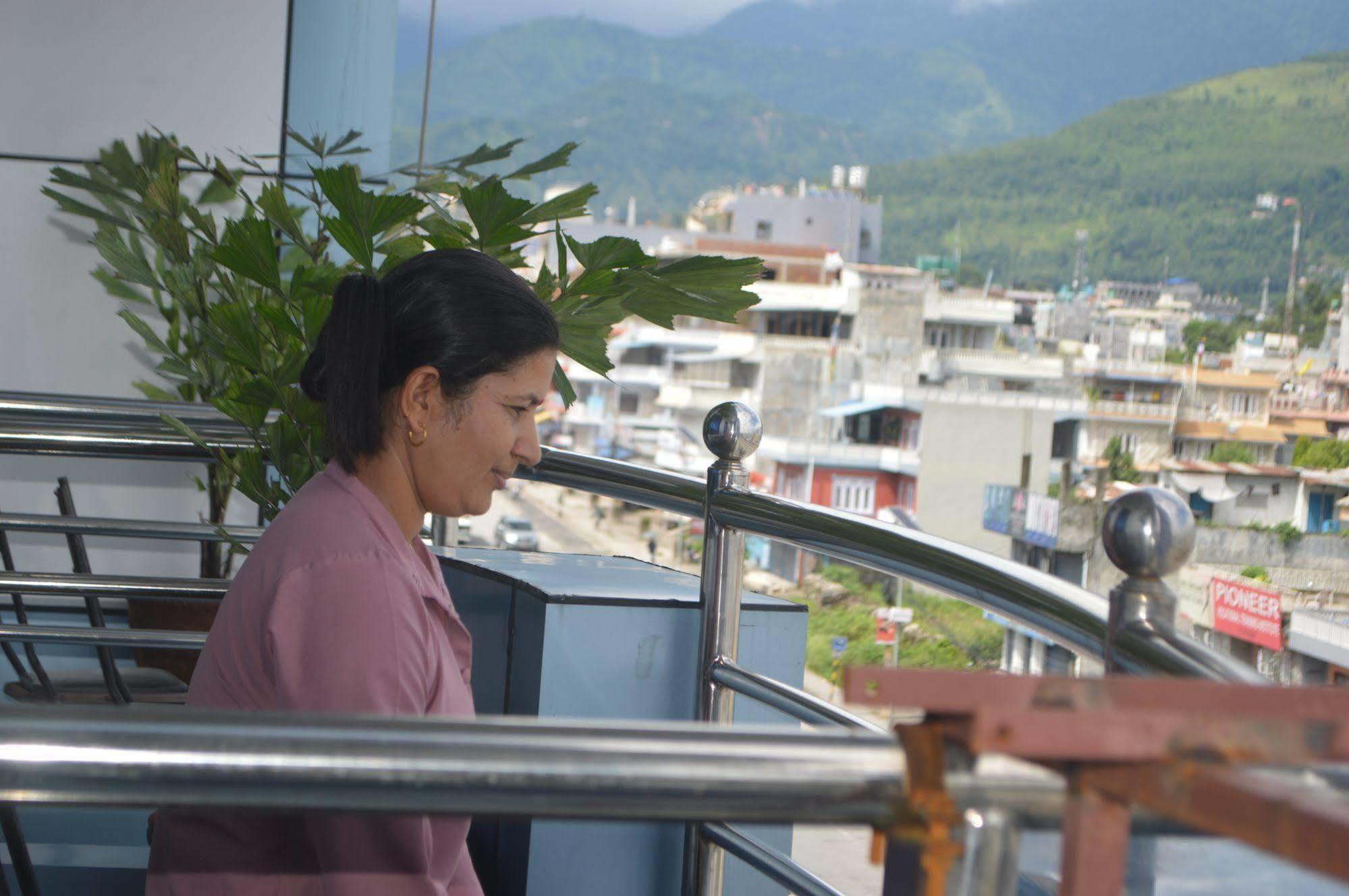Pokhara Deep Sagar Hotel Bagian luar foto