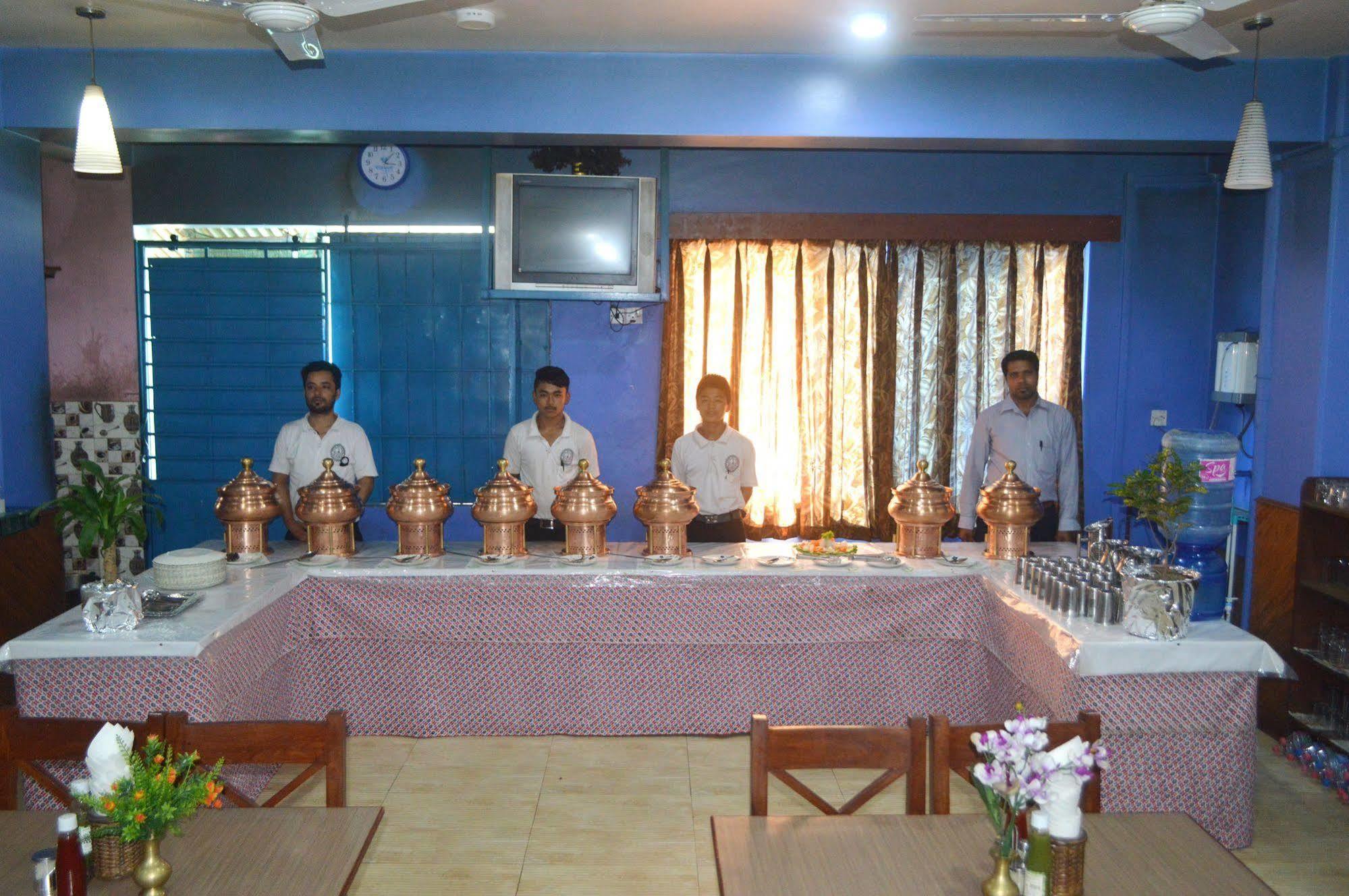 Pokhara Deep Sagar Hotel Bagian luar foto