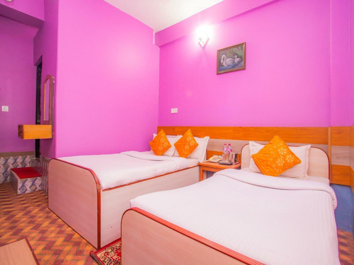 Pokhara Deep Sagar Hotel Bagian luar foto