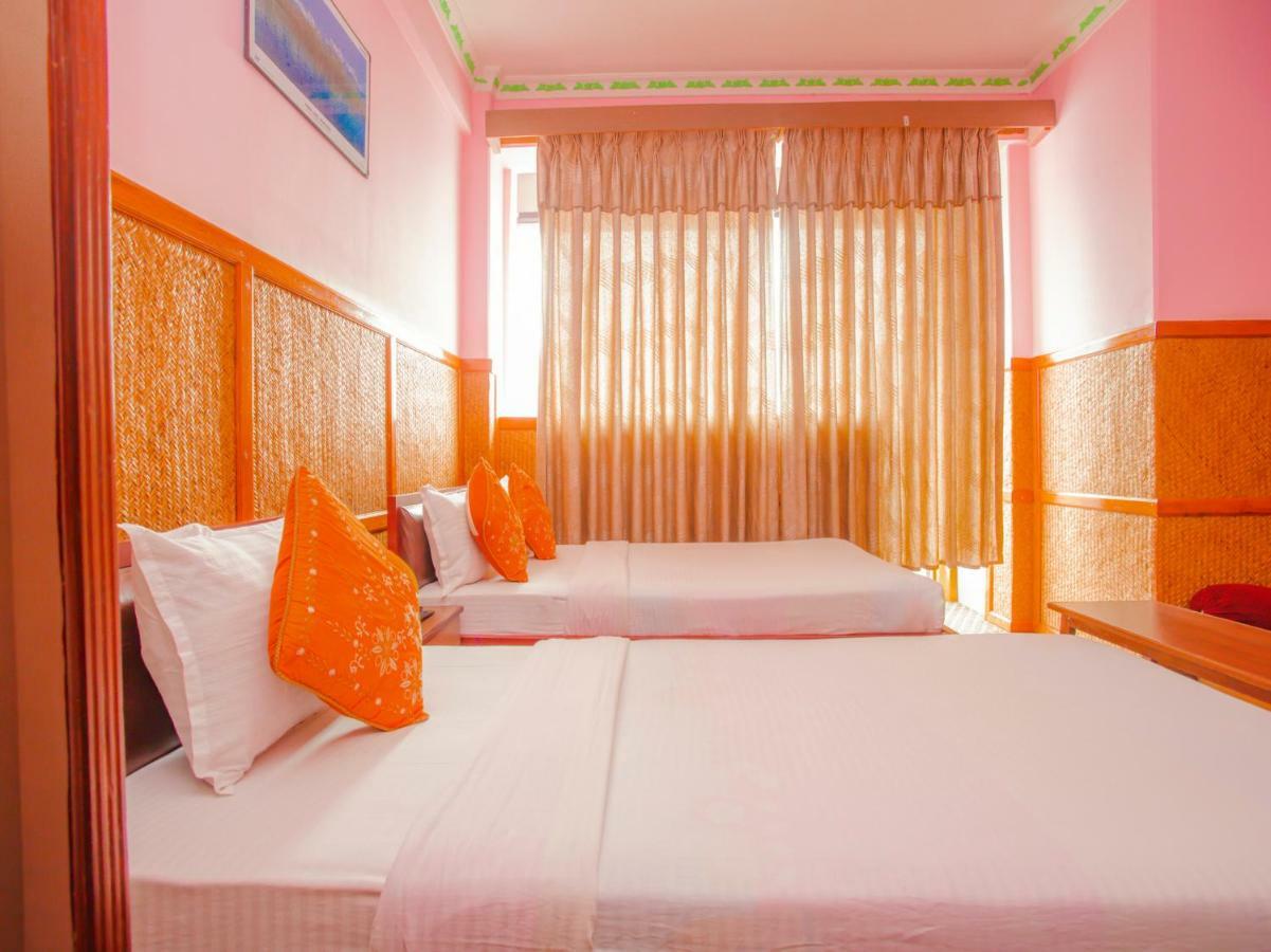 Pokhara Deep Sagar Hotel Bagian luar foto