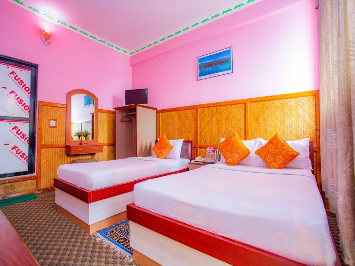 Pokhara Deep Sagar Hotel Bagian luar foto