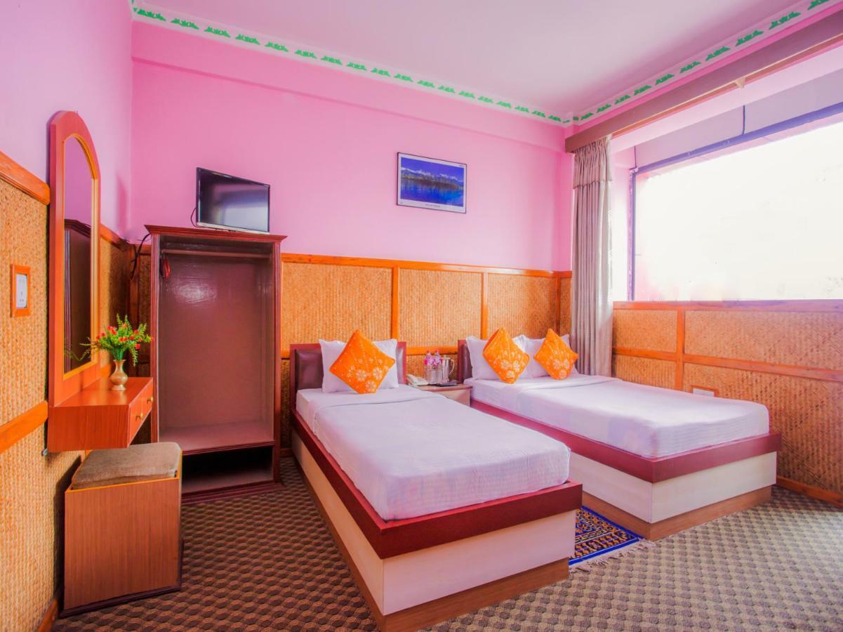 Pokhara Deep Sagar Hotel Bagian luar foto